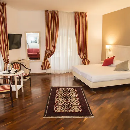 ルームズ&スイーツ ローマ