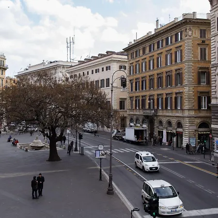 ゲストハウス ルームズ&スイーツ