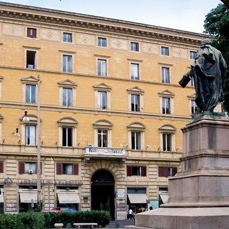 & 2* Roma